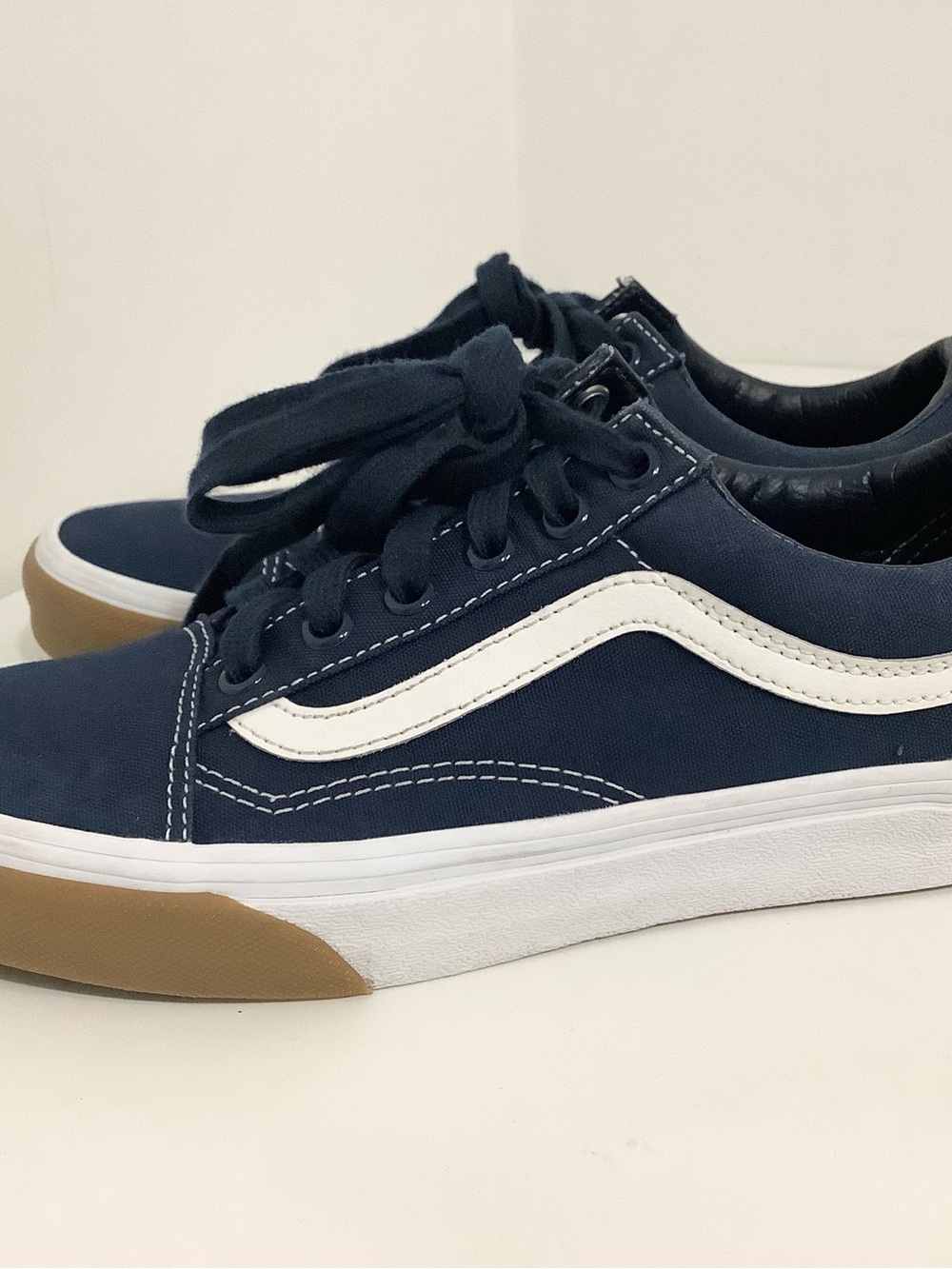 Vans Old Skool UNISEX Sneakers , Women’s 6.5 / Men’s 5